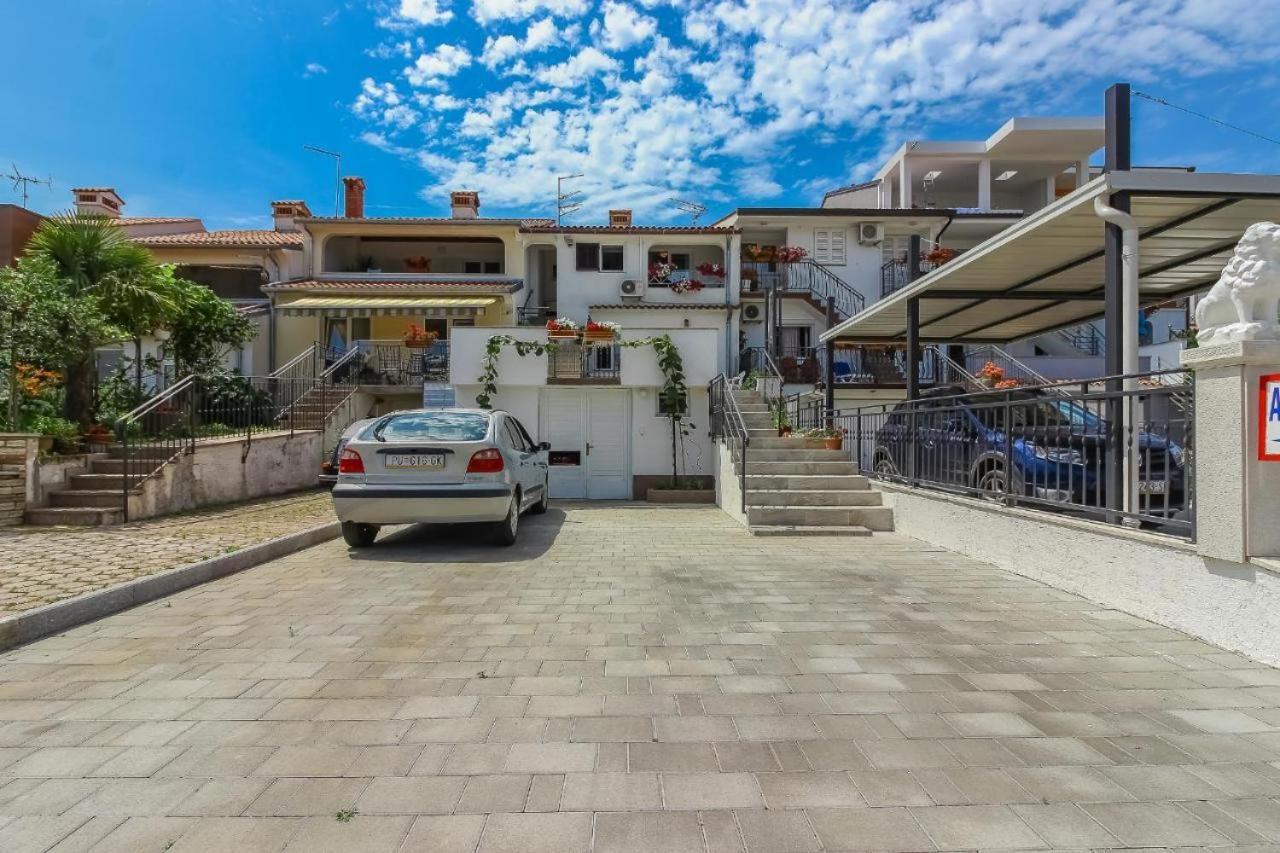 Apartments Radan Poreč Exterior foto